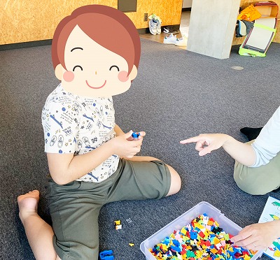 子どもの発想ってすごい！LaQ＆ミニブロックで「えがおのたね」のロゴを作っちゃいました✨